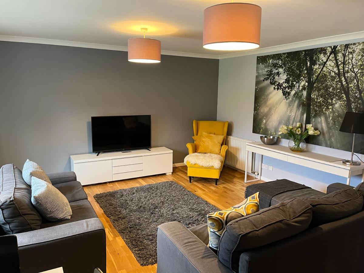 Flat Three, 212 Eaglesham Road, East Kilbride, Glasgow المظهر الخارجي الصورة